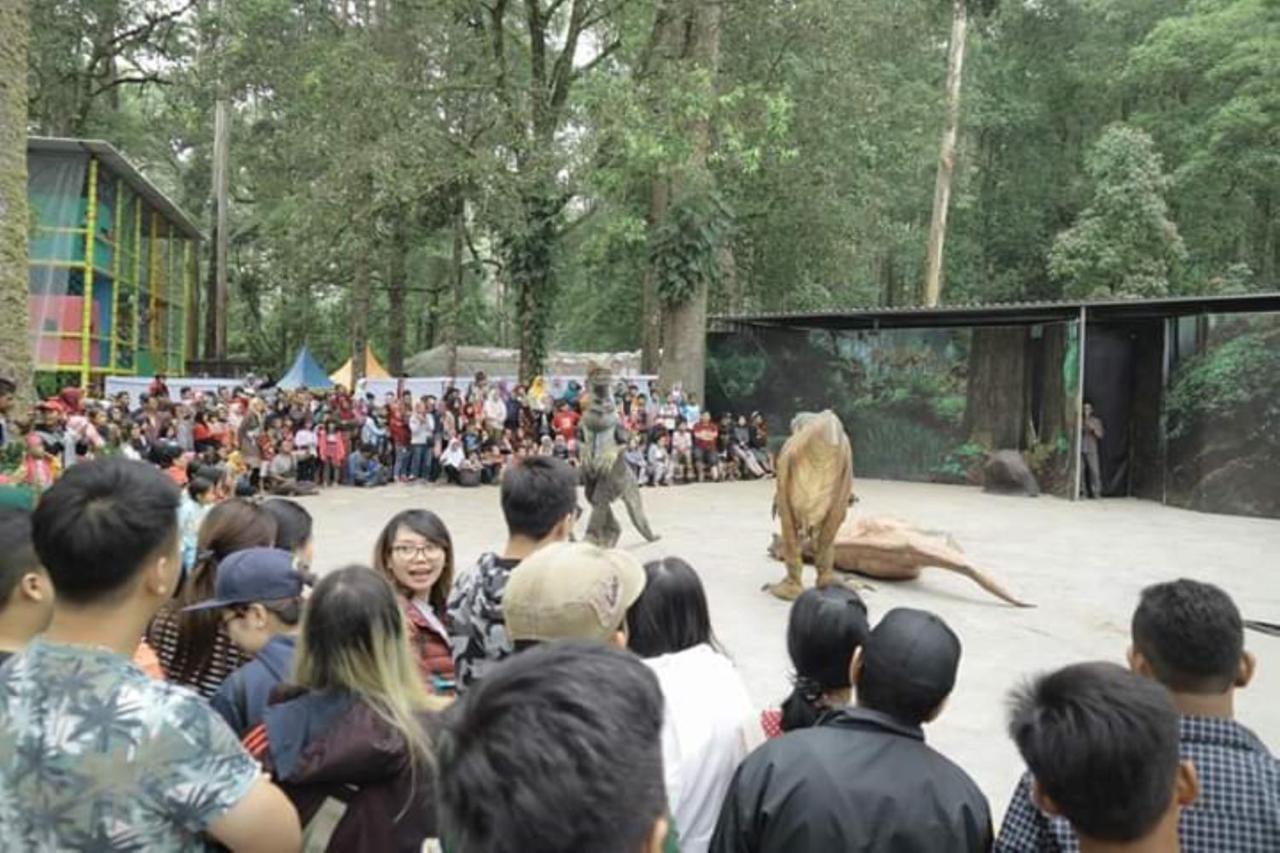 Lawu Forest Camp Sarangan Exterior foto